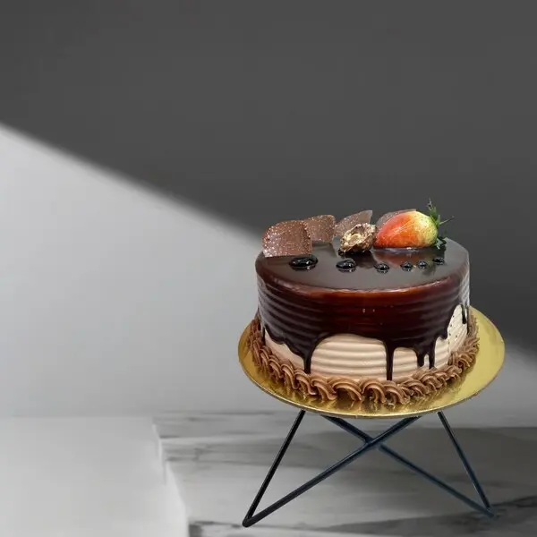 Round Cake Small Chocolate 15 Cm